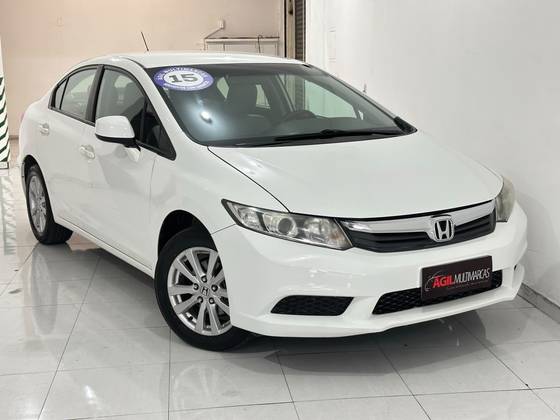 HONDA CIVIC 1.8 LXS 16V FLEX 4P MANUAL HONDA CIVIC 1.8 LXS 16V FLEX 4P MANUAL